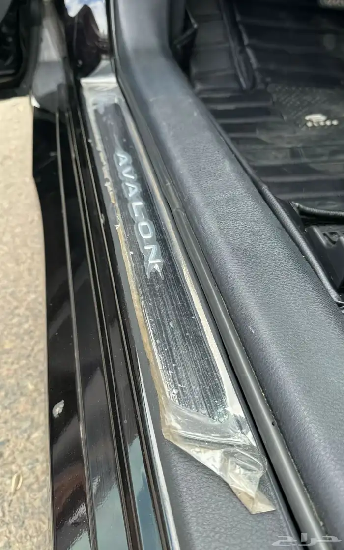 أفالون 2022 أسود مخزن 4