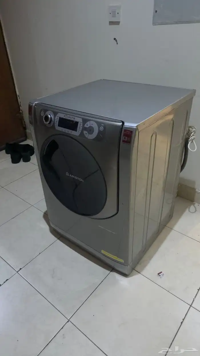 غسالة أريستون AQUALTIS كالجديدة   تعمل بكفاءة عالية 6