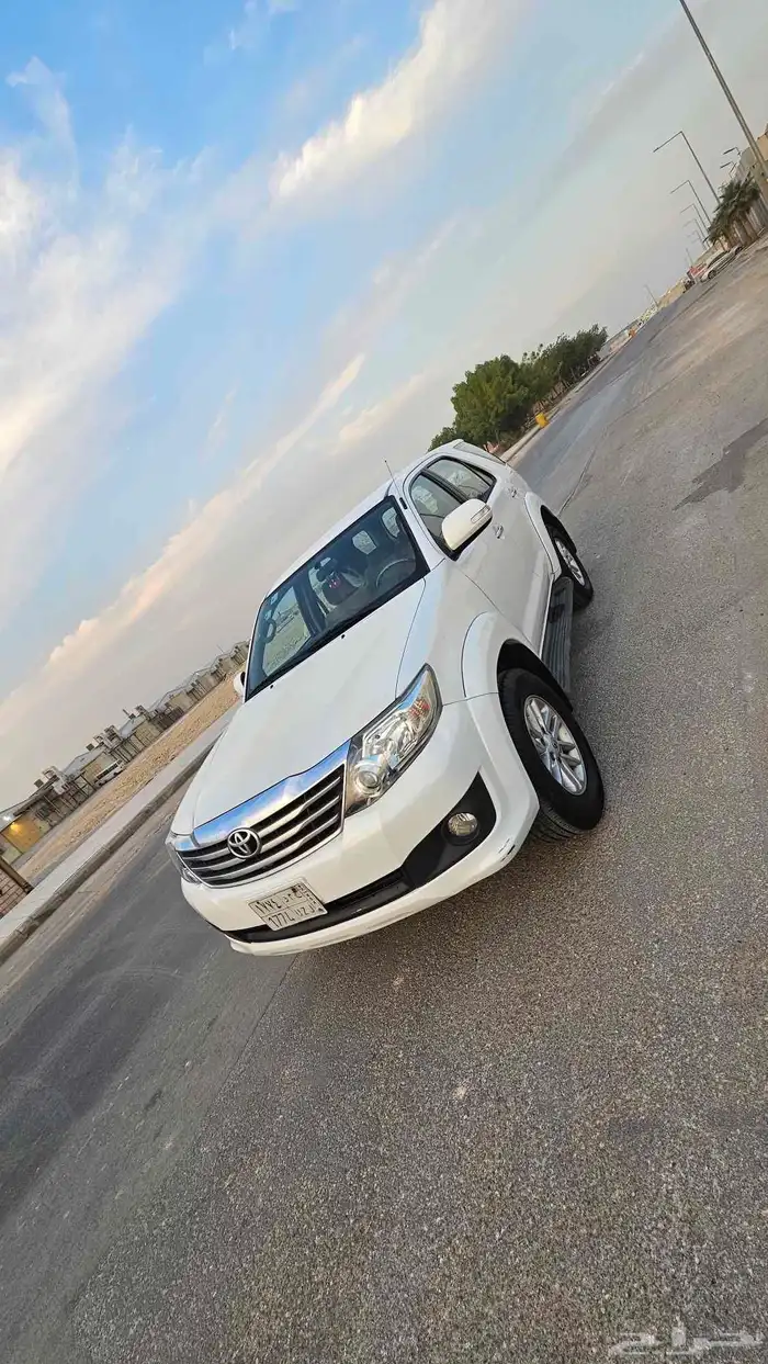 تويوتا فورتشنر 2015 0