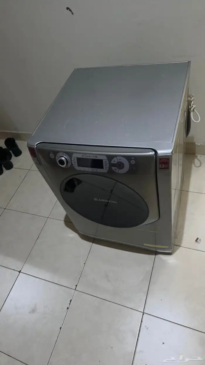 غسالة أريستون AQUALTIS كالجديدة   تعمل بكفاءة عالية 5