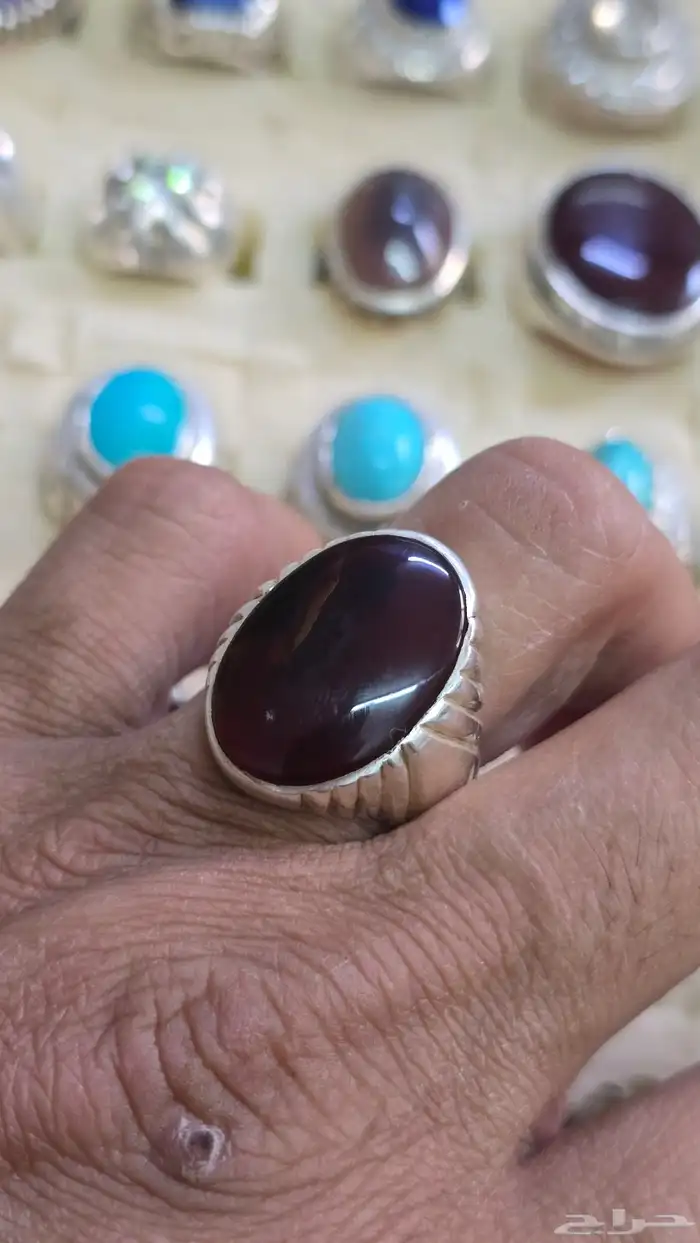 قطعة كرزية مميزة فقط ب 175 ريالا 2