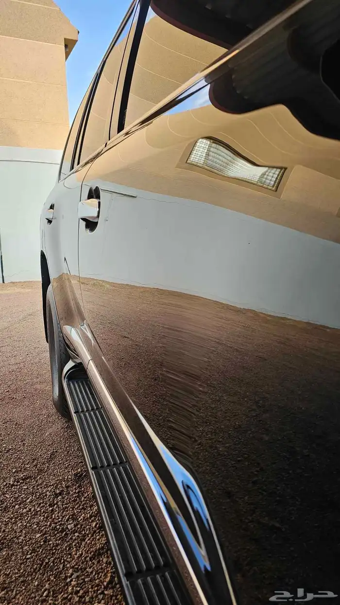 جيب لكزس 2009 اسود lx570 2