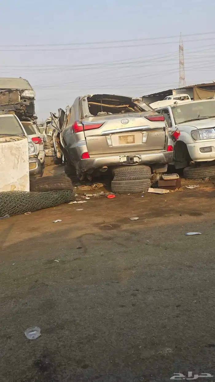 قطع غيار لكزس مستعمله 2016 تشليح 1