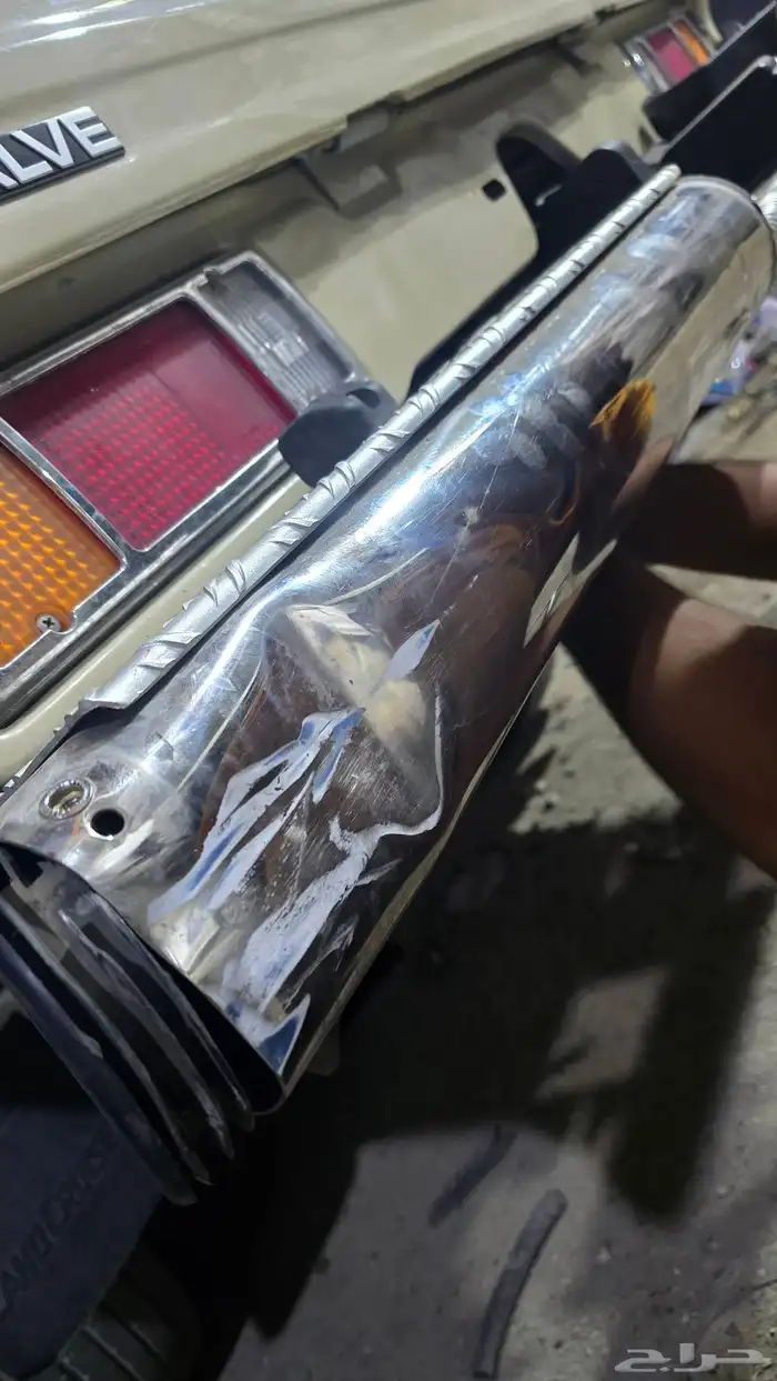 جنوط تويوتا شاص شنبر   وماصورة الصدام الخلفي جهة اليسار اصلي 2
