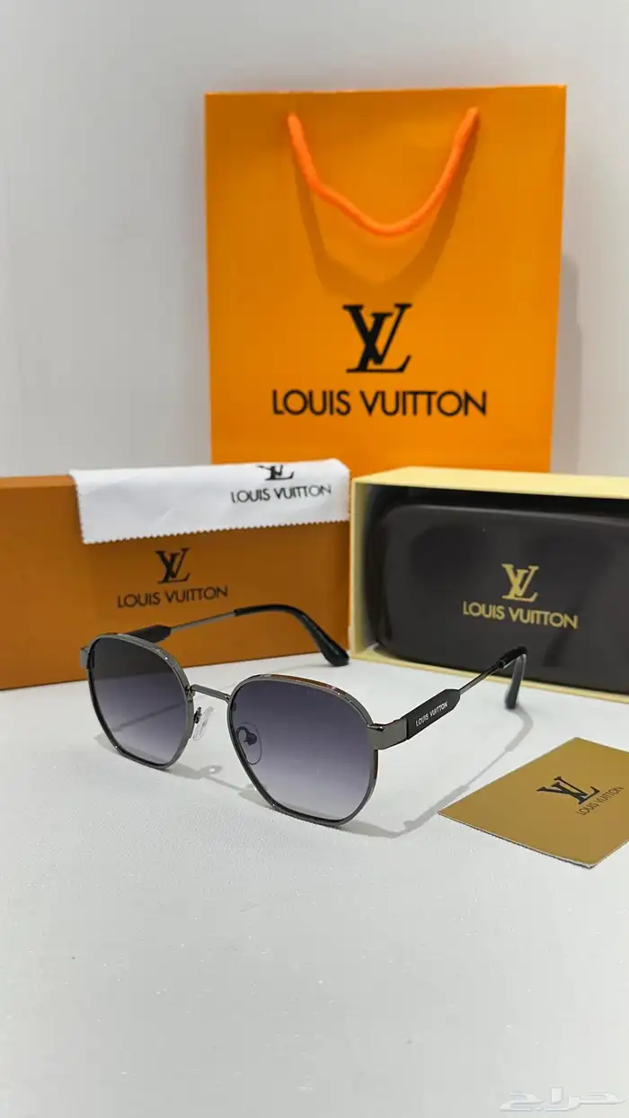 نظارات شمسية رجالي او نسائي ماركة 44