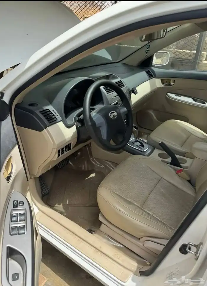 للبيع بي واي دي F3 9