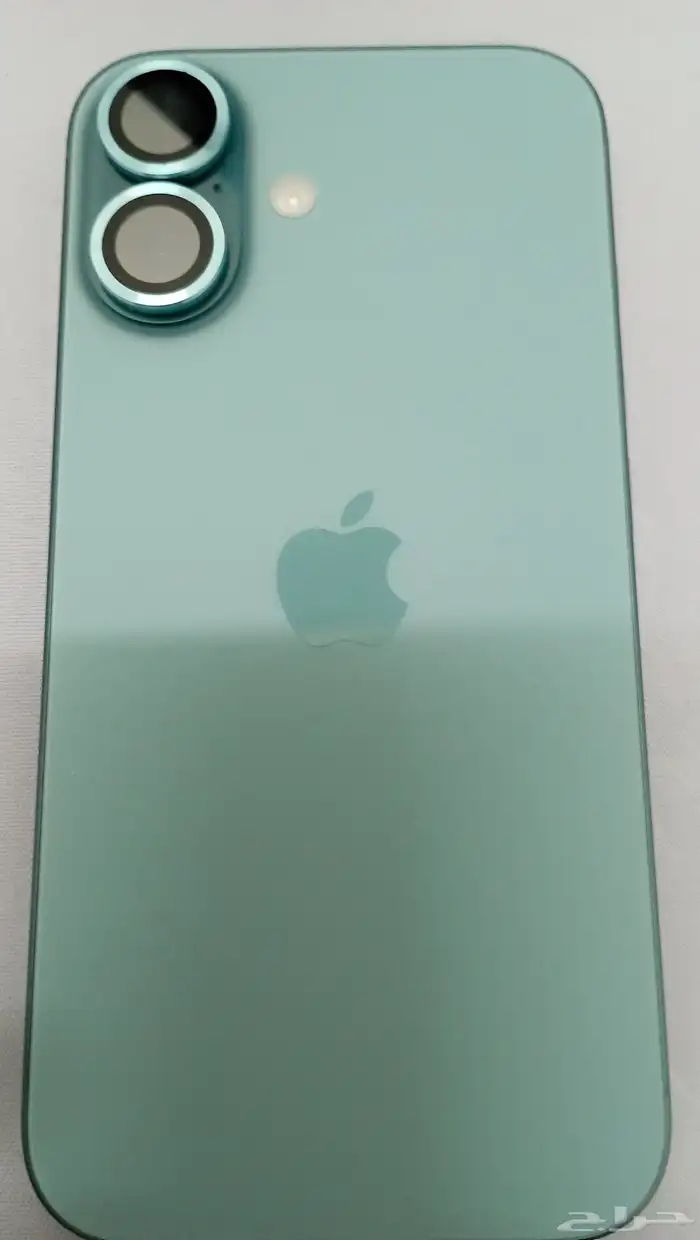 ايفون 16 العادي بطاريه 92 128 جيجا الجوال وكاله نضيف والله 0