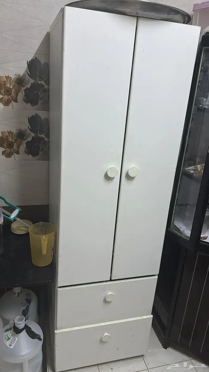 غرفه نوم كامله بالمرتبه ودفايه زيت ودولاب وطاوله تليفزيون 3