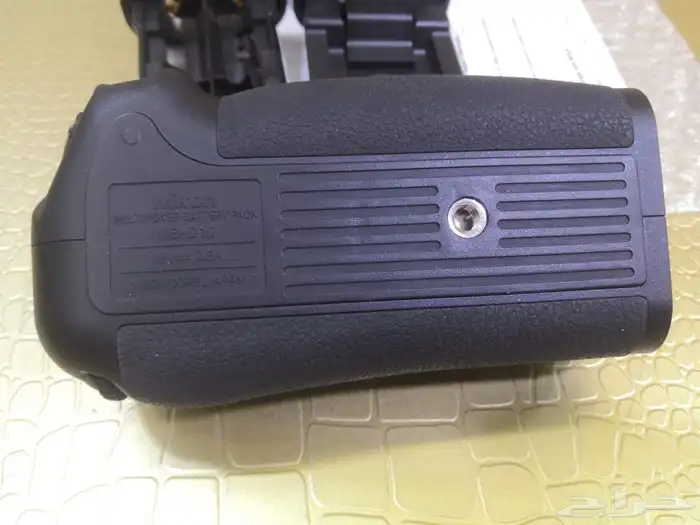 جريب باتري كاميرا Nikon D300 جديده 2