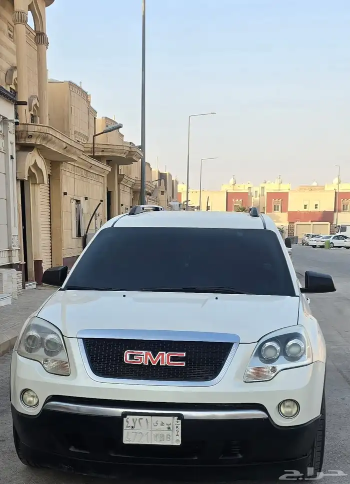 جمس أكاديا موديل 2011 GM ACADIA 3
