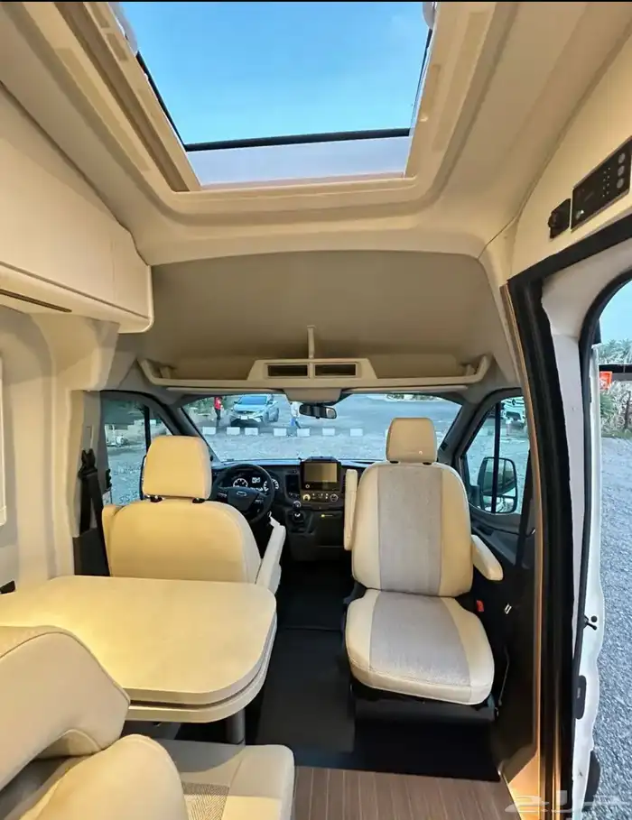 موترهوم كرفان فوورد ترانزيت وكالة افرسكو 4X4 ديزل 2023 دبل 11