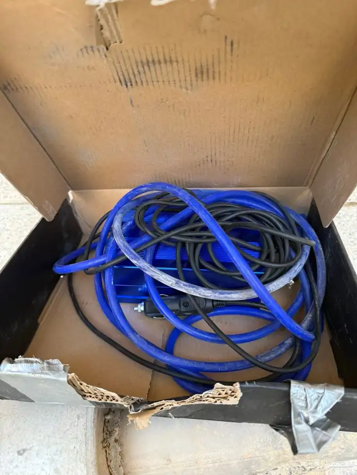 دبة الكترونية تركب على جميع السيارات 2