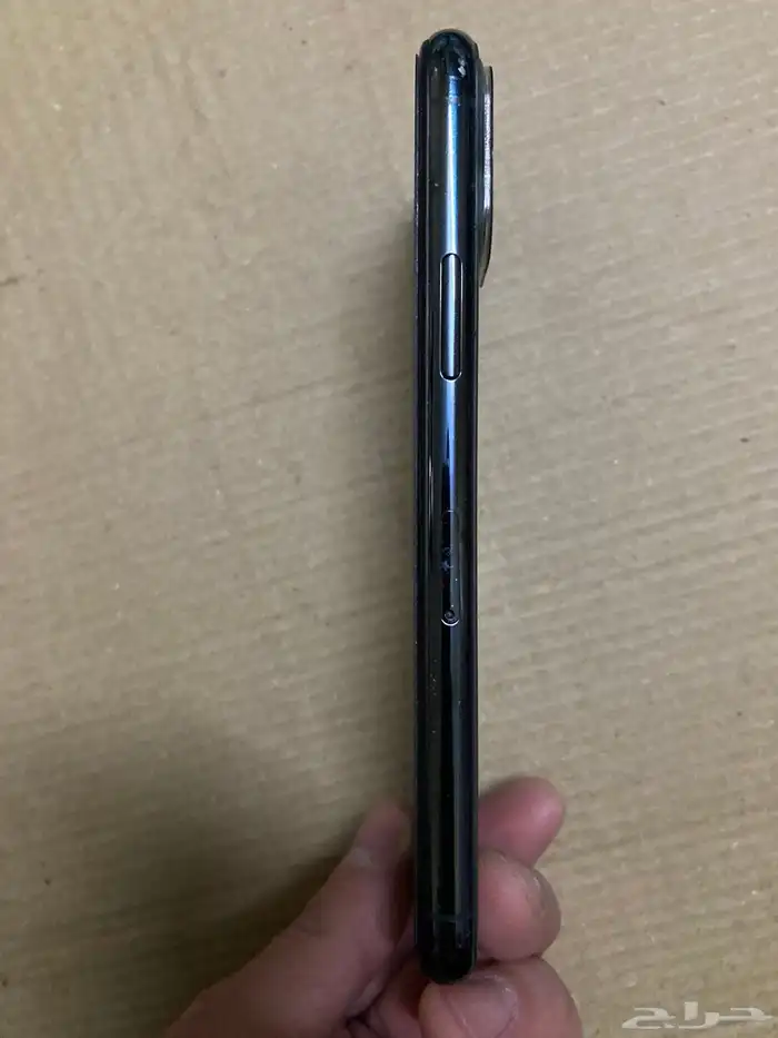 آيفون 11 برو للبيع مستعجل 3