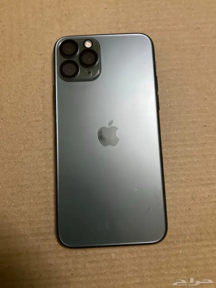 آيفون 11 برو للبيع مستعجل 0
