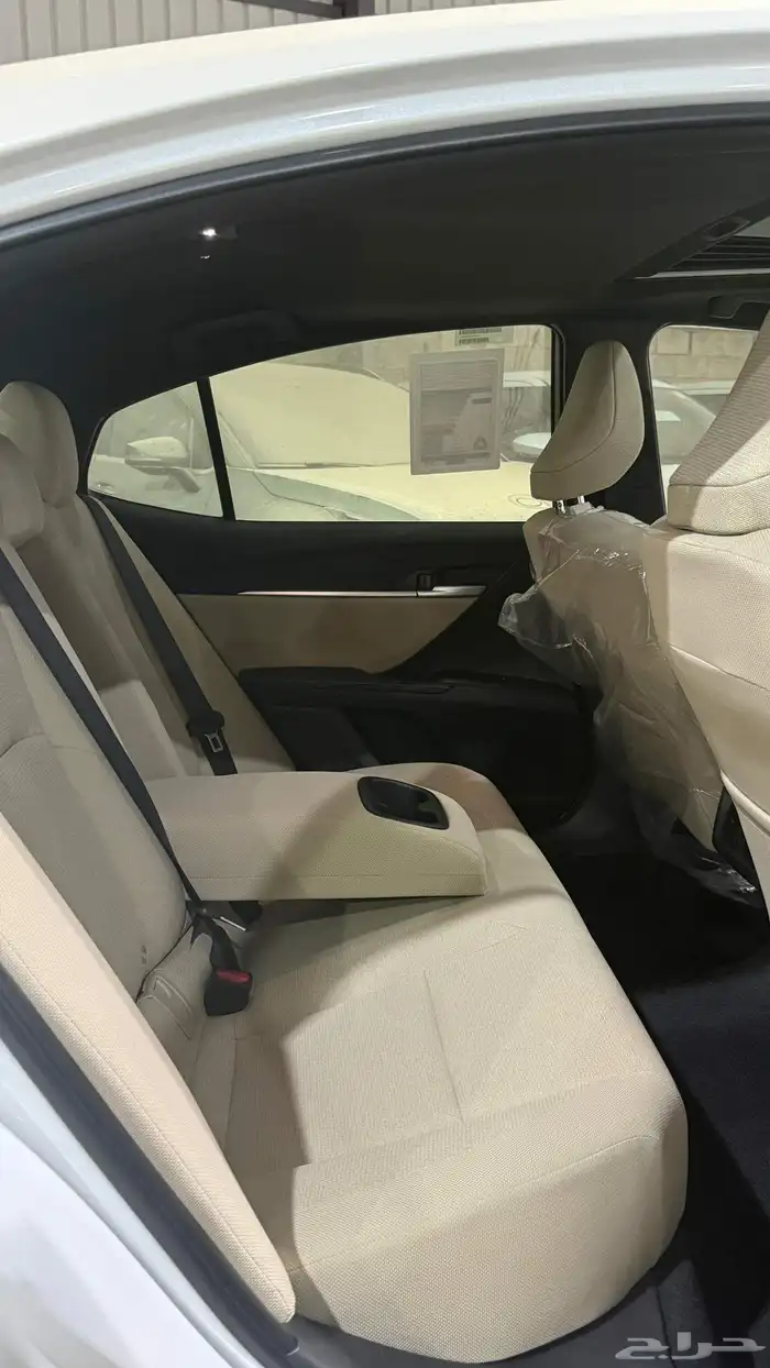 تويوتا كامري LE بنزين 2025 5