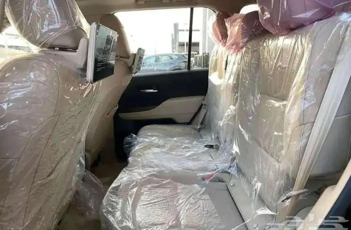 جيب تويوتا لاندكروزر L4 2025 سعودي عبداللطيف جديد الاقل سعر 4