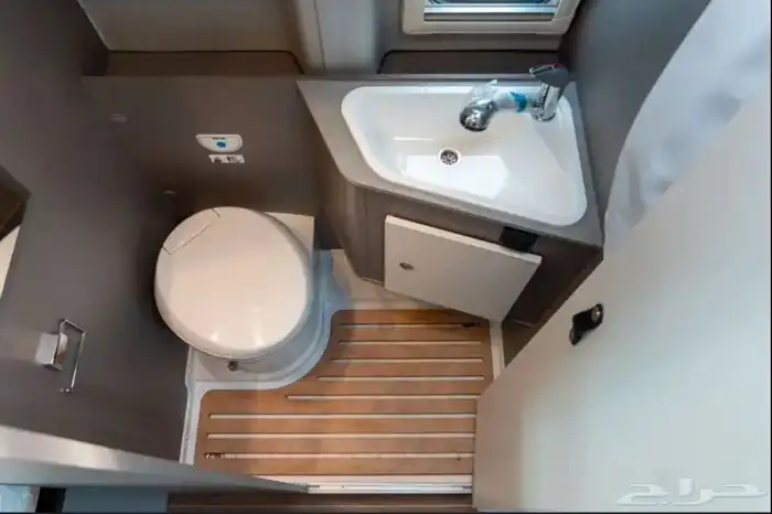 موترهوم كرفان فوورد ترانزيت وكالة افرسكو 4X4 ديزل 2023 دبل 8