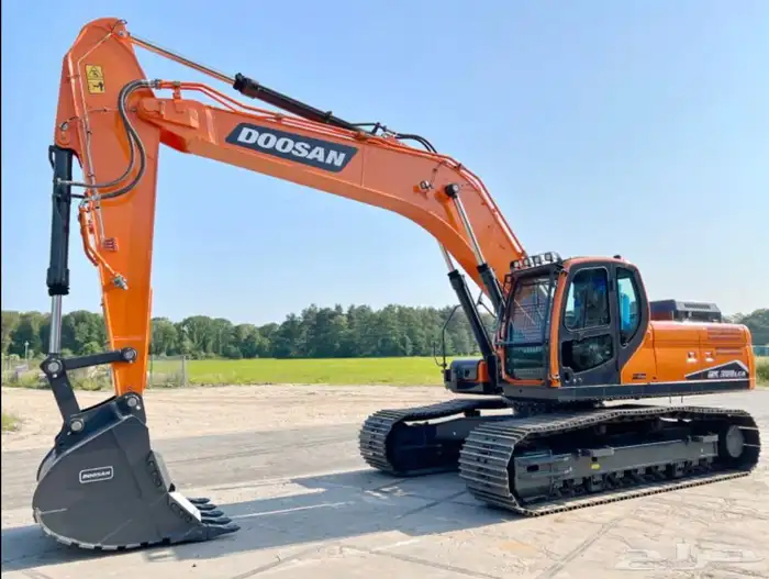 حفارات هيونداي و دوسان و ديفيلون 1