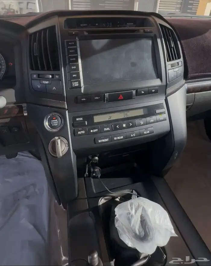 للبيع جي اكس ار 2011 قير عادي 6 سلندر ممشاه 110 الالف 7