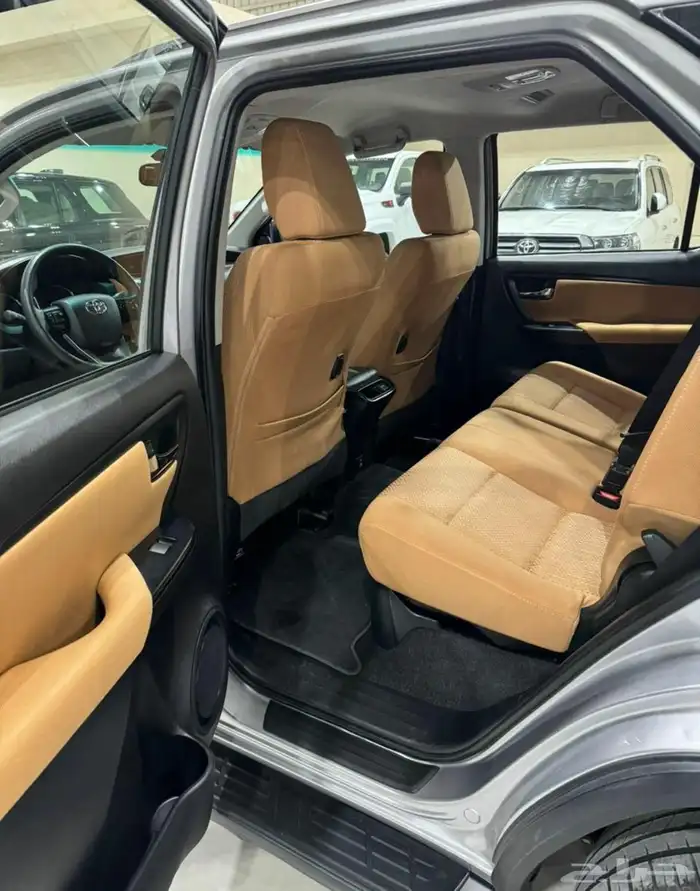 فورتشنر 2023 ديزل 8