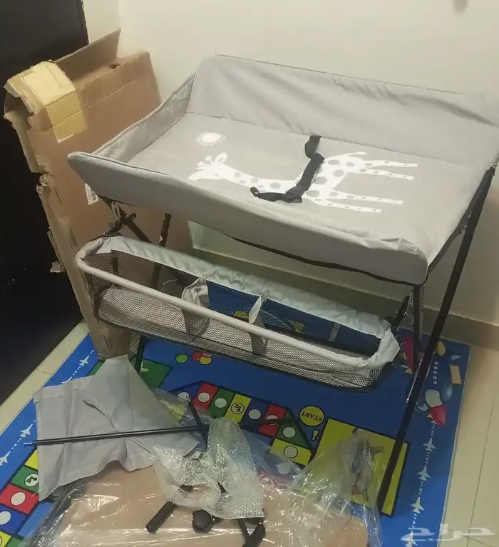 طاولة تغيير الحفاظ للبيبي 0