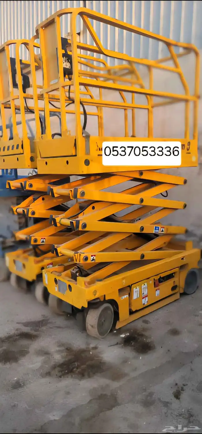 سيزر لفت للايجار رافعات شوكيه هدروليك 2