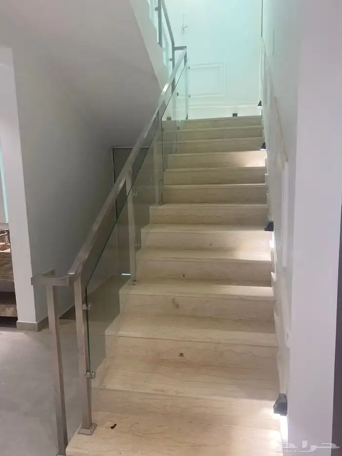 فيلا دوبلكس بمسبح فاخرة جدا وجديدة للايجار 12