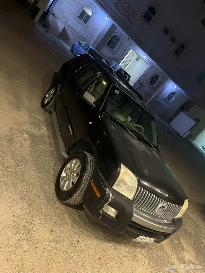 السلام عليكم ورحمة الله وبركاته أعرض لكم سيارة فورد مونت 13