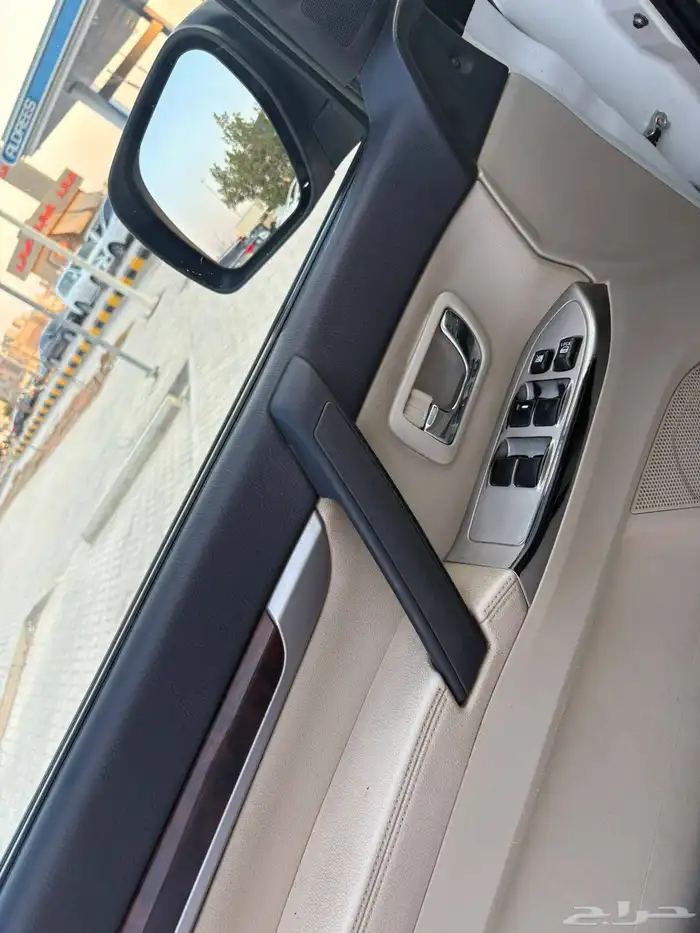 للبيع جيب باجيرو موديل 2018 فل كامل مكينة 3500شرط الفحص 5