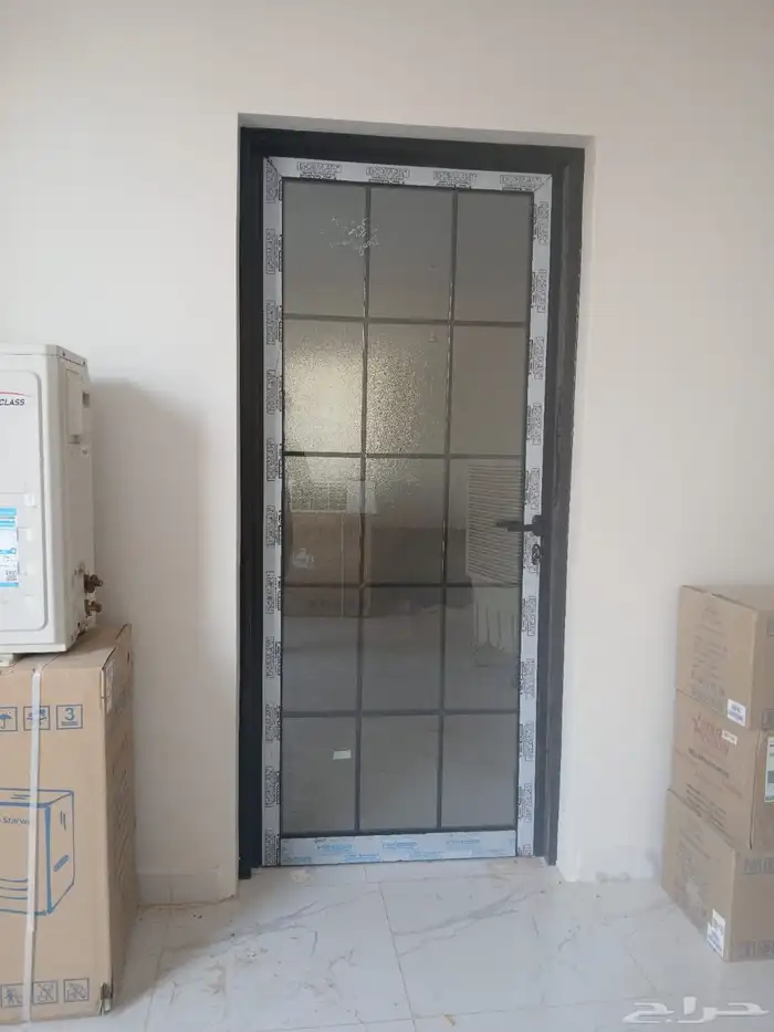 باب المنيوم شباك المنيوم باب كلادينج ديكور 9