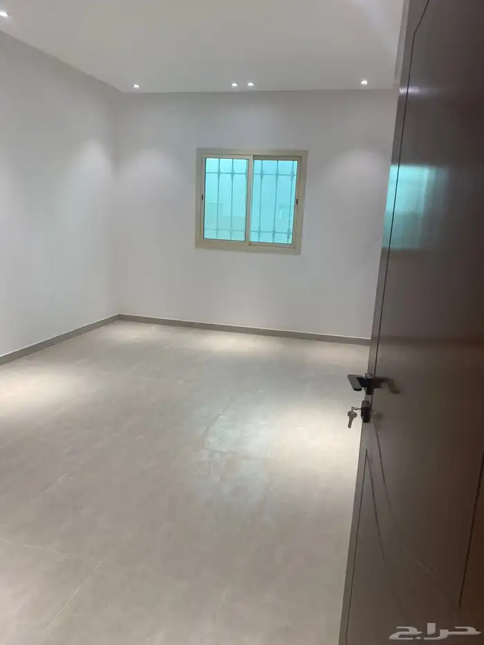 فيلا دوبلكس بمسبح فاخرة جدا وجديدة للايجار 18