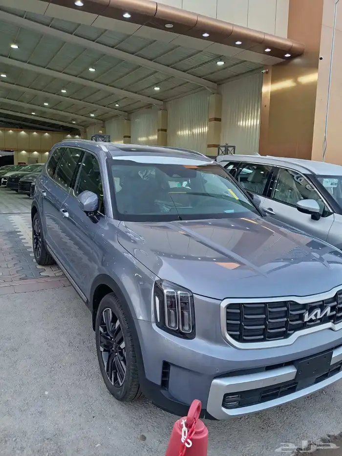 كيا تيلوريد فل كامل مقاعد منفصله موديل 24 كاش وتقسيط 1