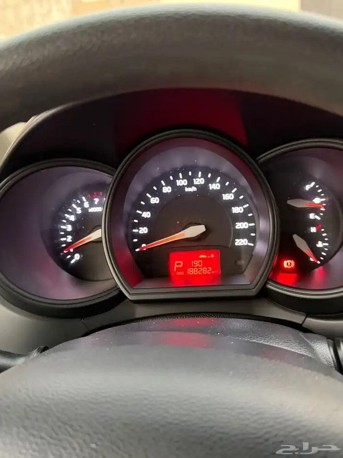 كيا ريو هاشتباك 2014 7