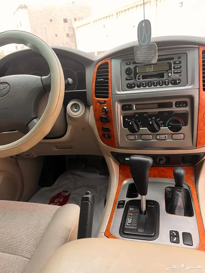 جيب صالون لاندكروزر جي اكس ار 2006 فل كامل 1