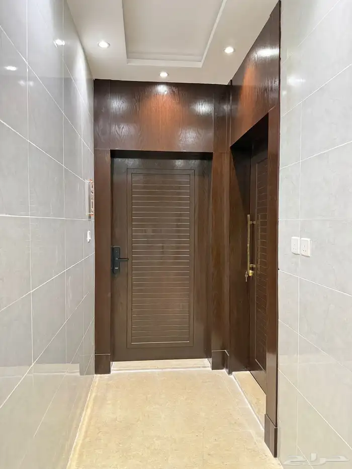 شقق وملاحق للبيع 8