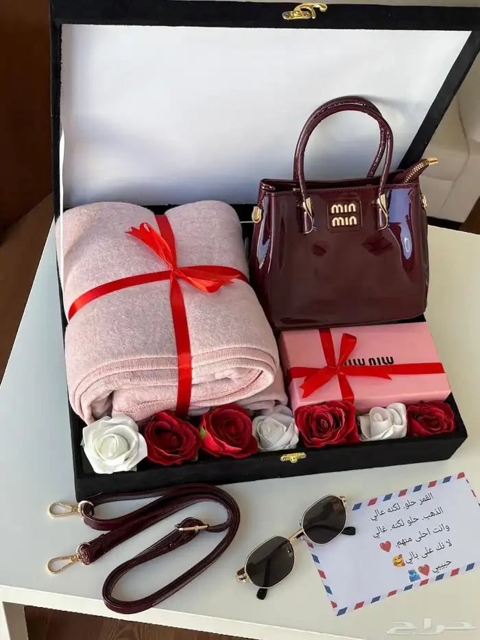 طقم الشتاء هديه نسائيه 0