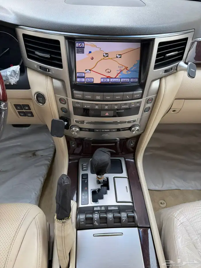 جيب لكزس 2013 فل كامل 7