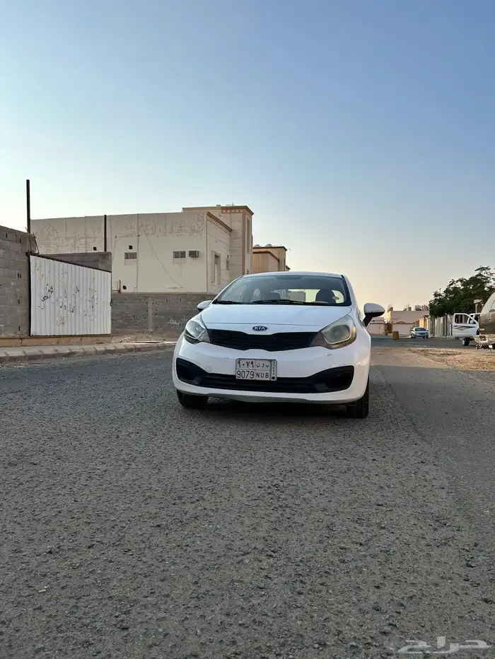 كيا ريو للبيع مويل 2013 1