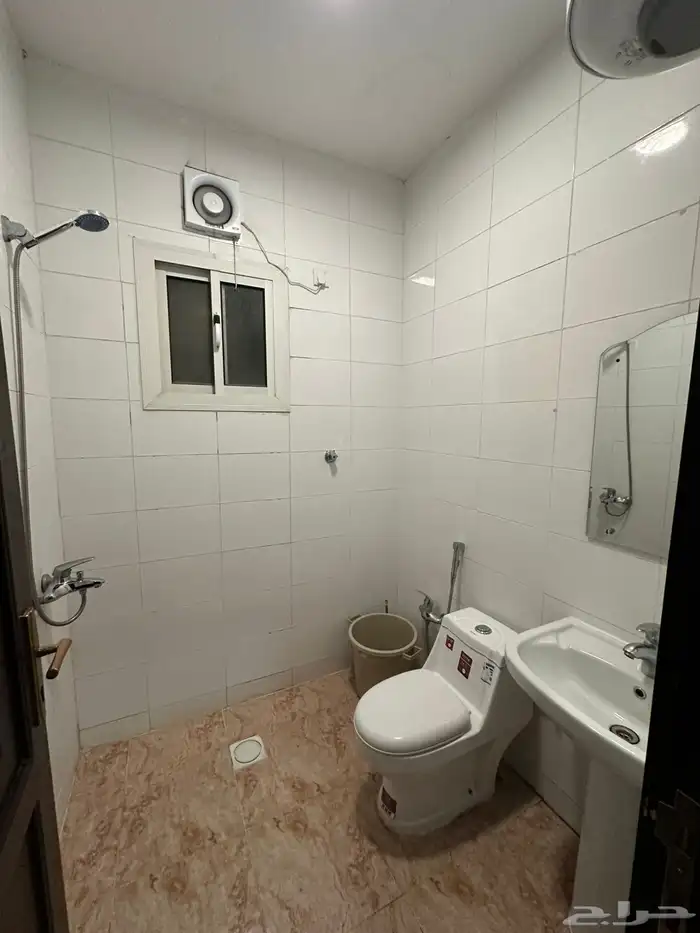 غرفة بمطبخها للإيجار حي العليا 2 3