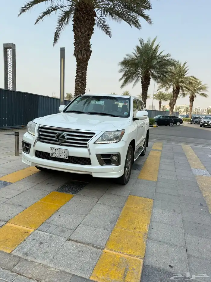 جيب لكزس 2013 فل كامل 0