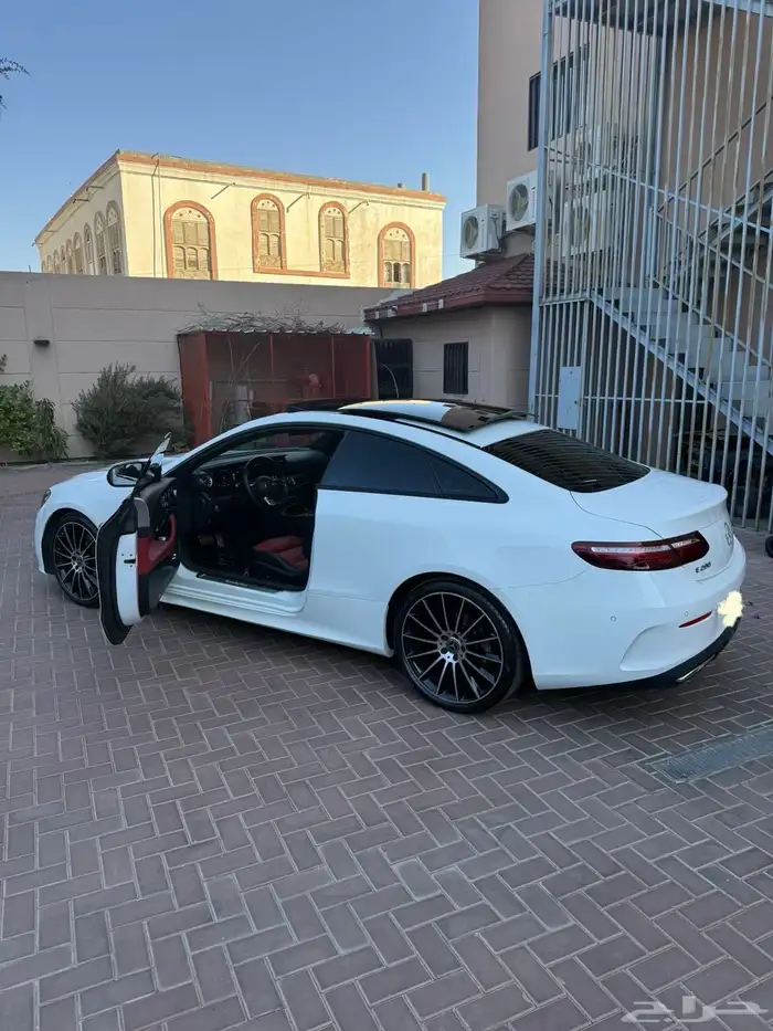 للبيع مرسيدس E كوب م 2021 11