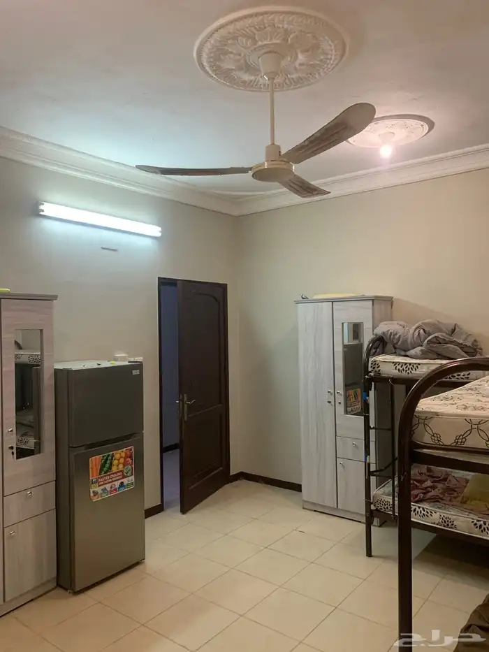 لاندكروزر 2025 1