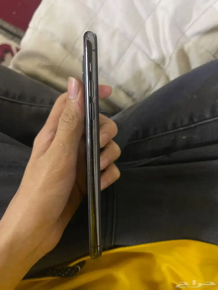 iPhone 11 Pro Max نسبة بطارية73 جيجا64 جوال نظيف كل شيء شغ 4