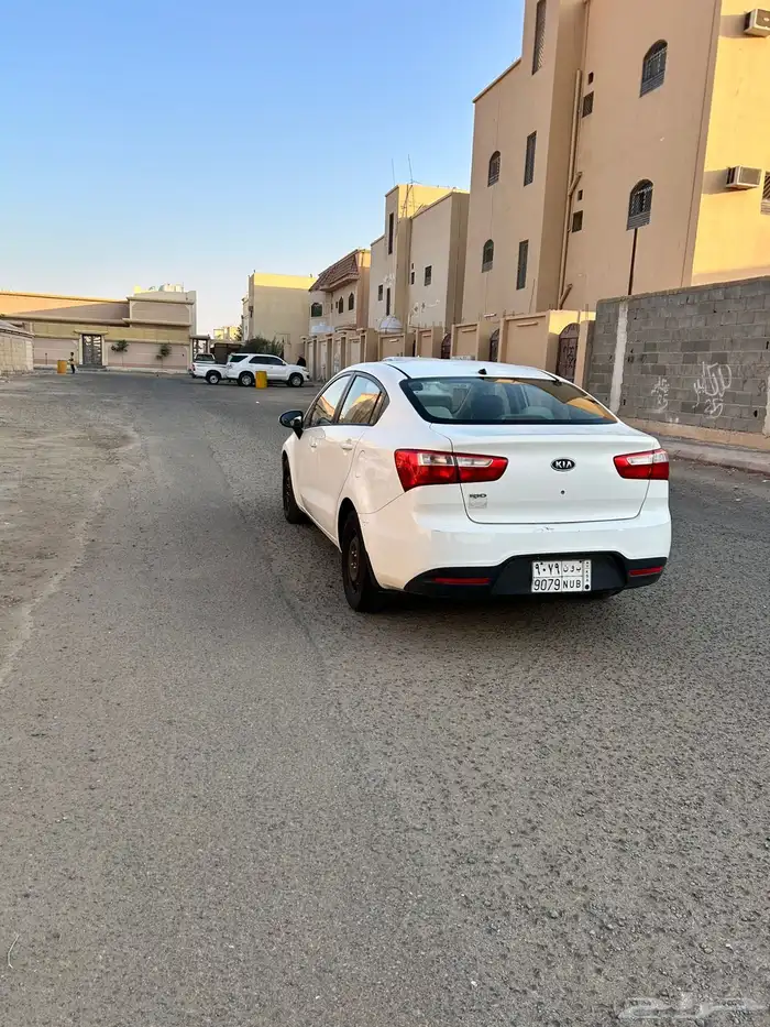 كيا ريو للبيع مويل 2013 2
