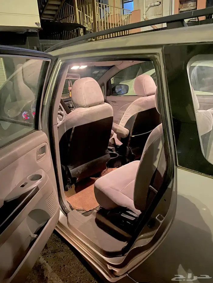 للبيع ميتسوبيشي جرانديز 2008 0