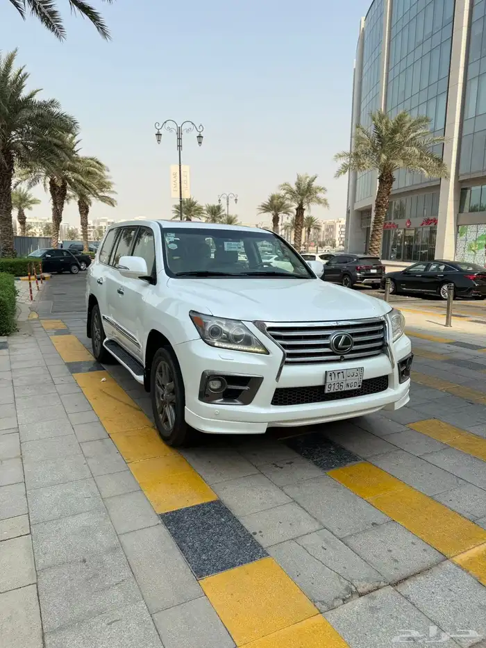 جيب لكزس 2013 فل كامل 6