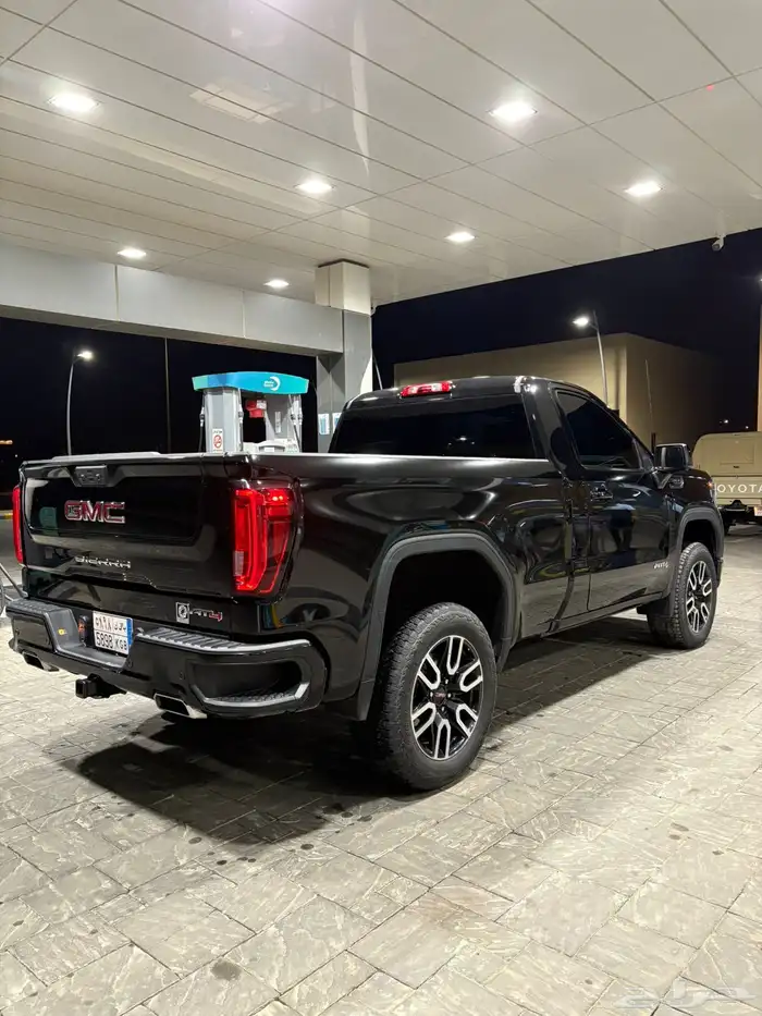 جي ام سي سيييرا 5