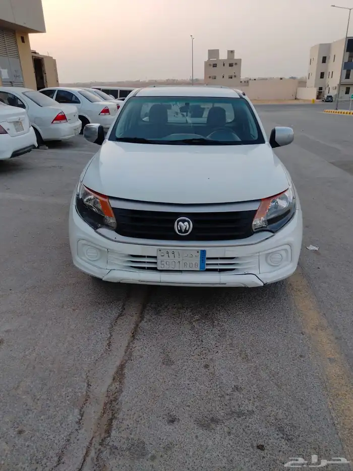 مستبيشي دودج رام للأيجار الشهري 1