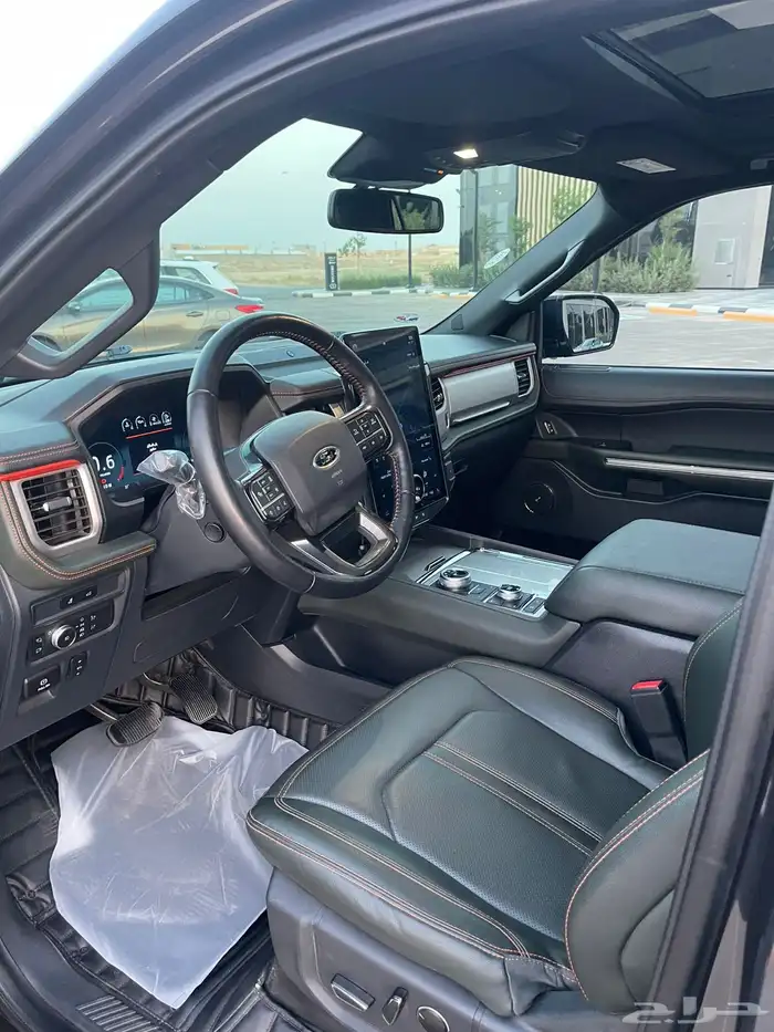 فورد اكسبيدشن تمبرلاين 2022 12