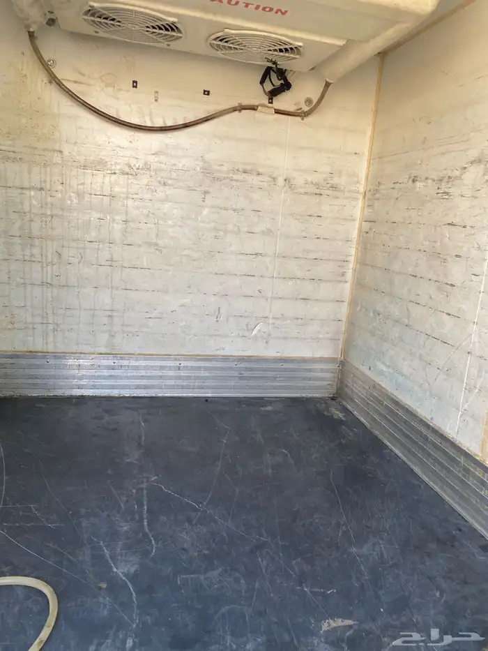 للبيع اسيزو مع الثلاجه2011 11